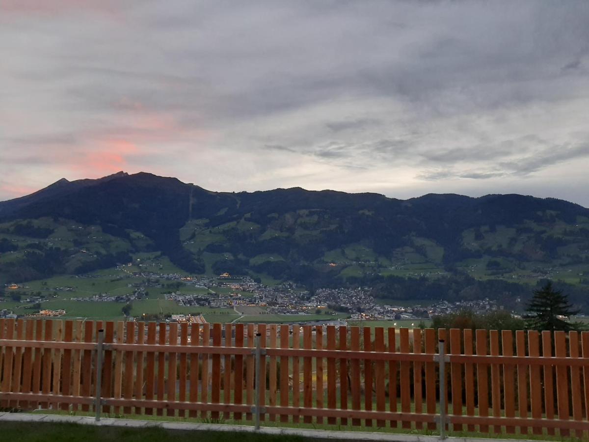 Apart Leonie Hart im Zillertal Buitenkant foto